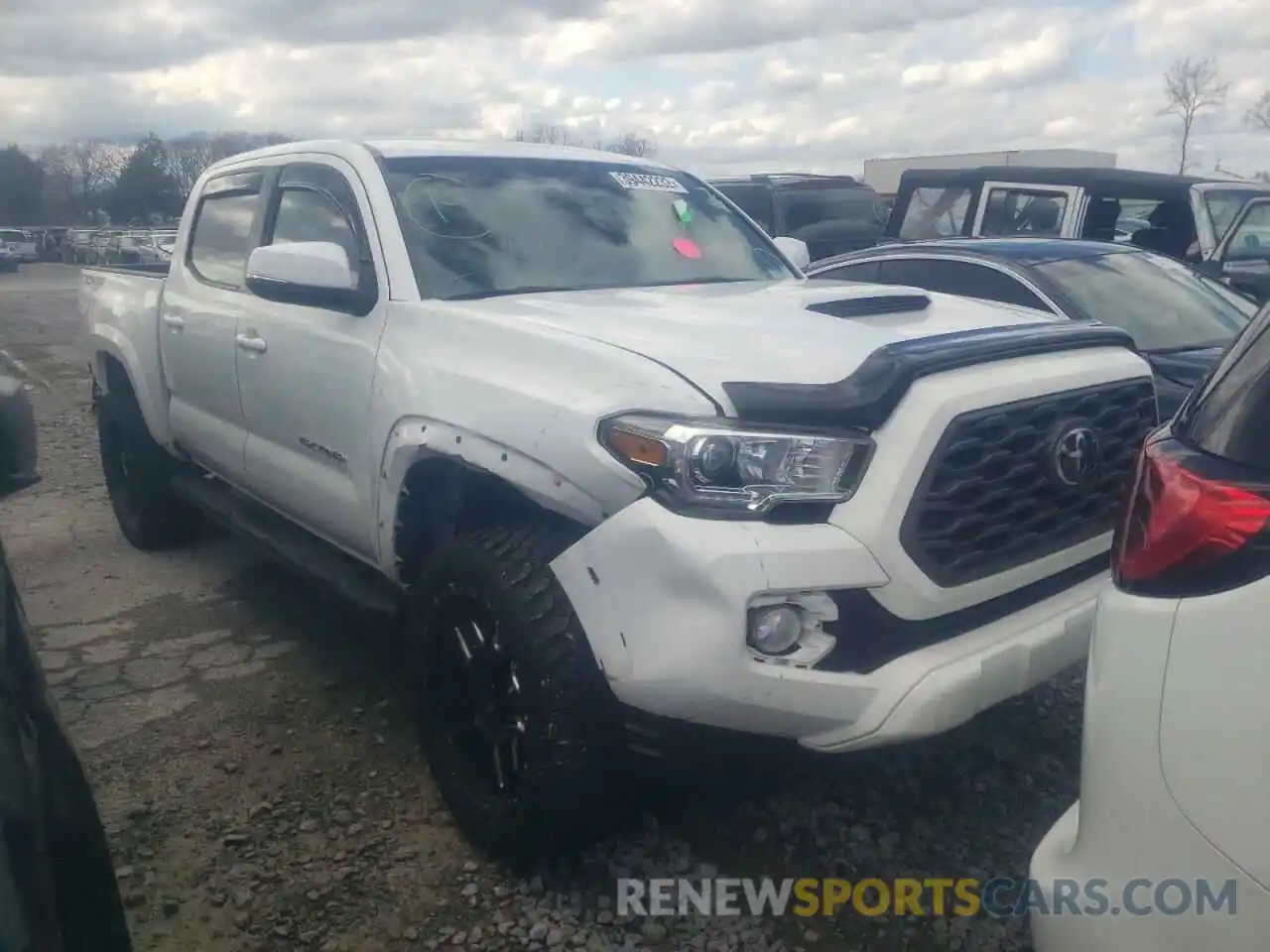 1 Photograph of a damaged car 3TMCZ5AN5LM291512 TOYOTA TACOMA 2020