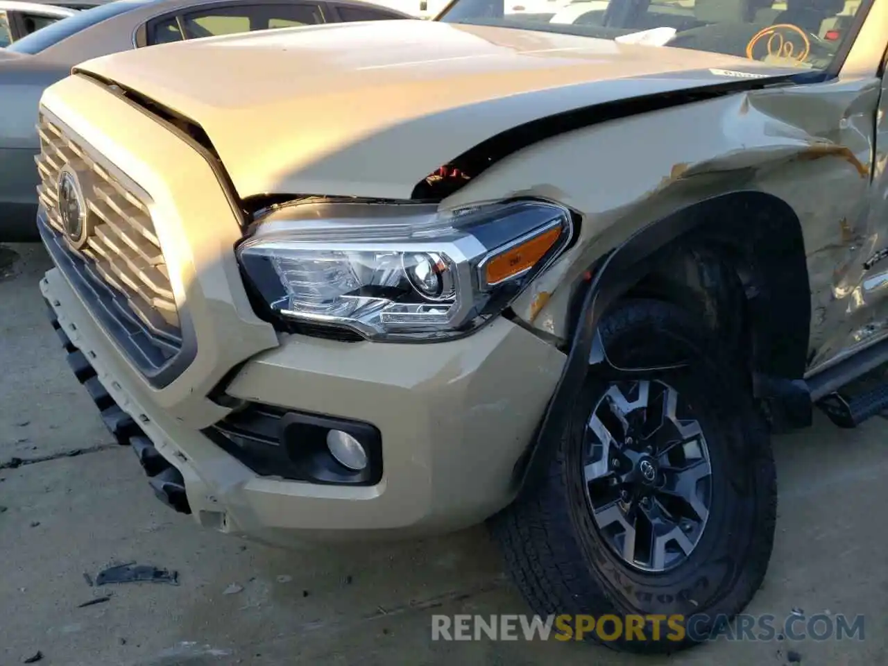 9 Photograph of a damaged car 3TMCZ5AN5LM291638 TOYOTA TACOMA 2020