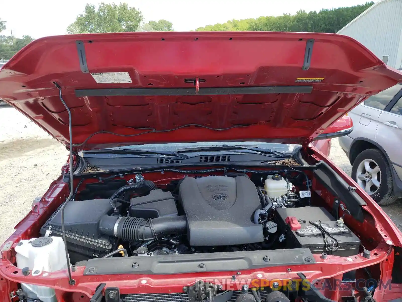 7 Photograph of a damaged car 3TMCZ5AN5LM293616 TOYOTA TACOMA 2020