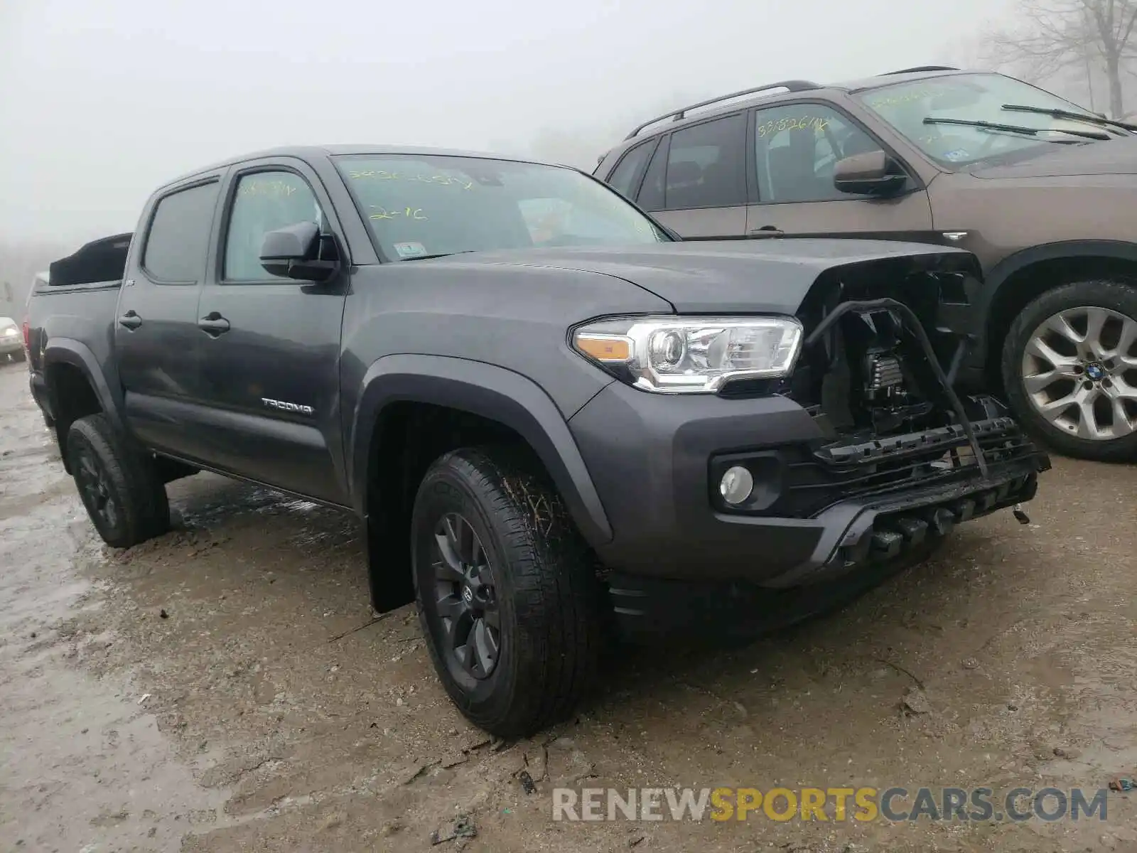 1 Photograph of a damaged car 3TMCZ5AN5LM293969 TOYOTA TACOMA 2020