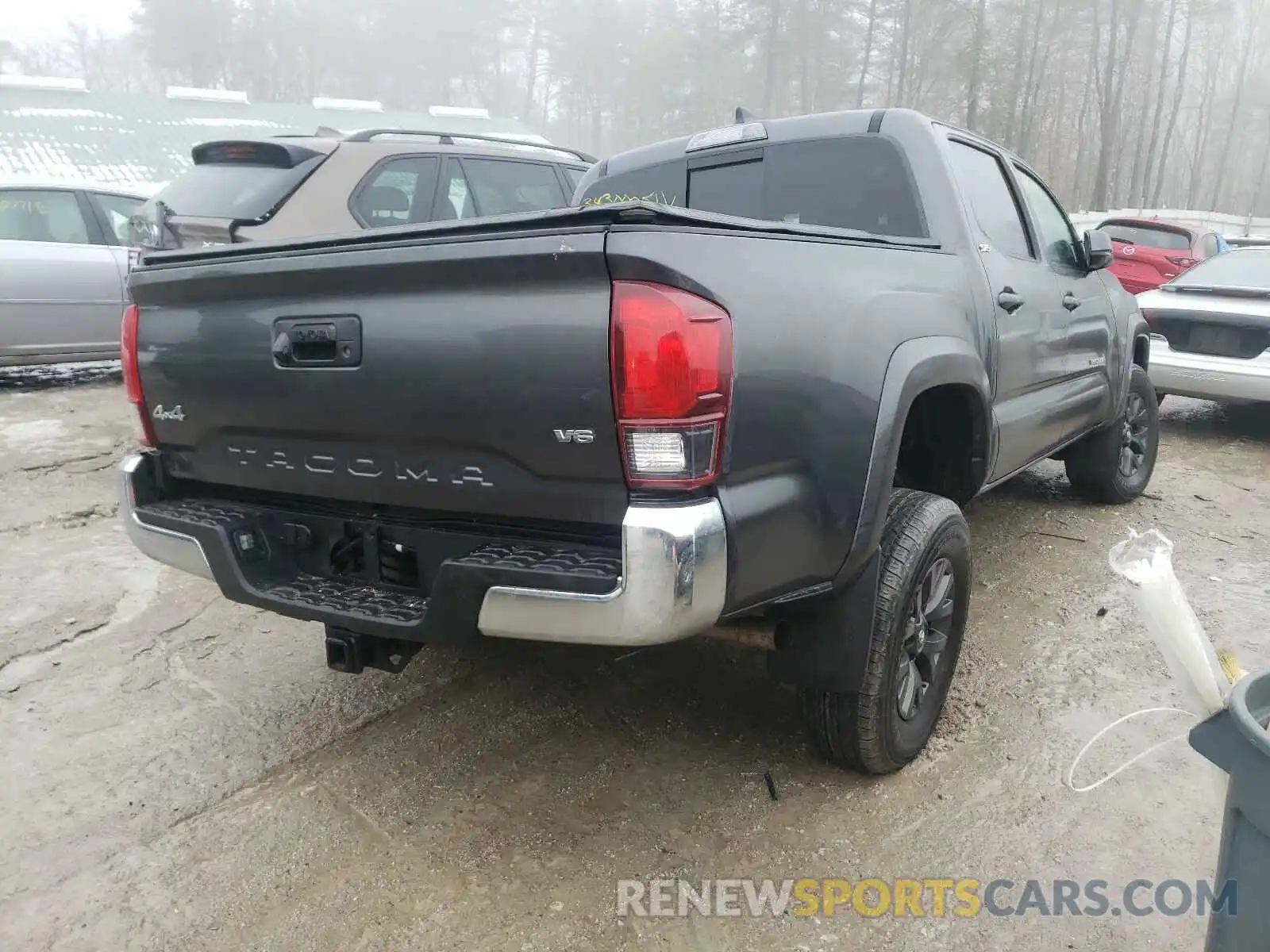 4 Photograph of a damaged car 3TMCZ5AN5LM293969 TOYOTA TACOMA 2020