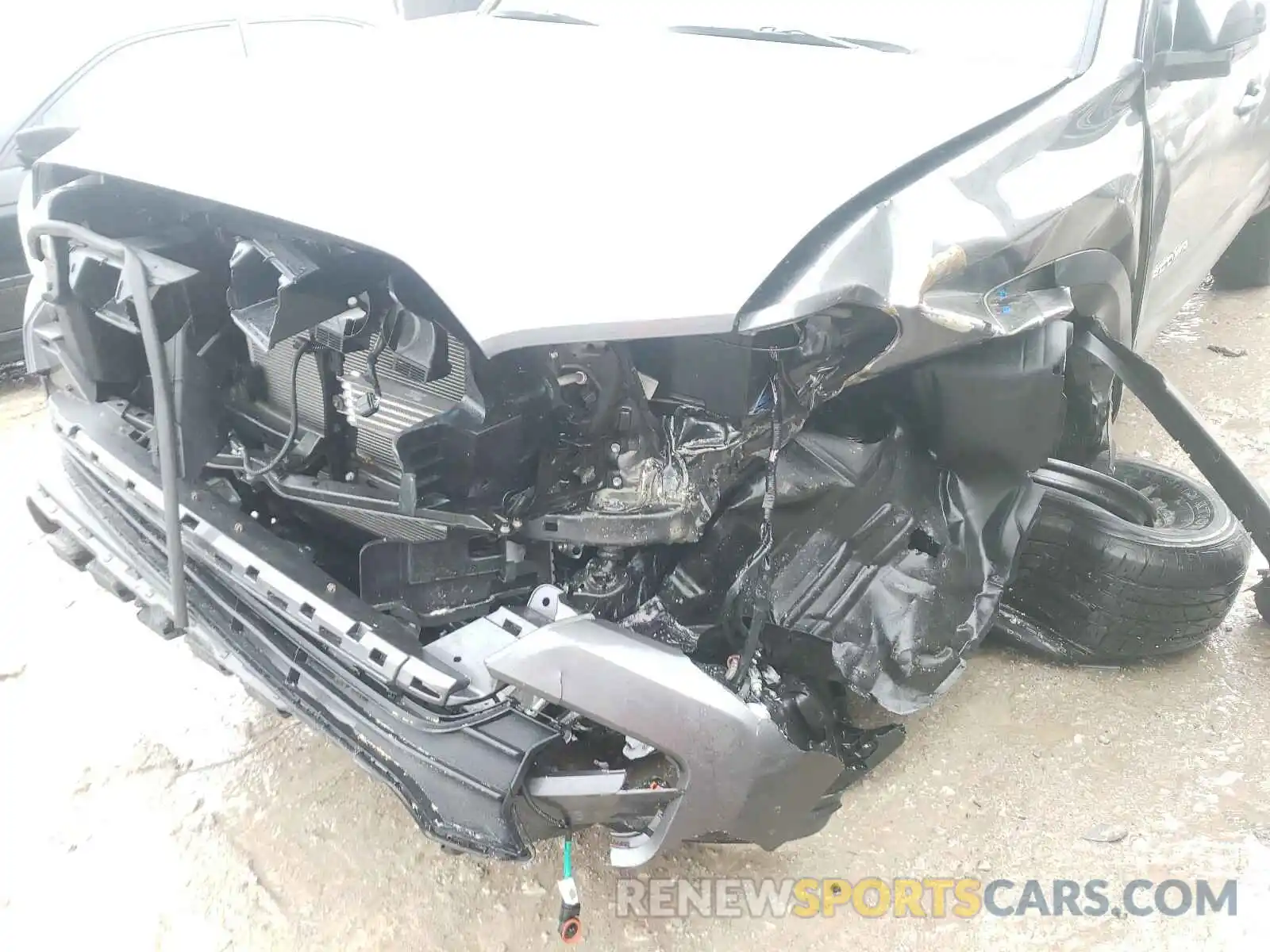 9 Photograph of a damaged car 3TMCZ5AN5LM293969 TOYOTA TACOMA 2020