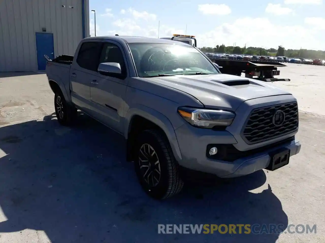 1 Photograph of a damaged car 3TMCZ5AN5LM294796 TOYOTA TACOMA 2020