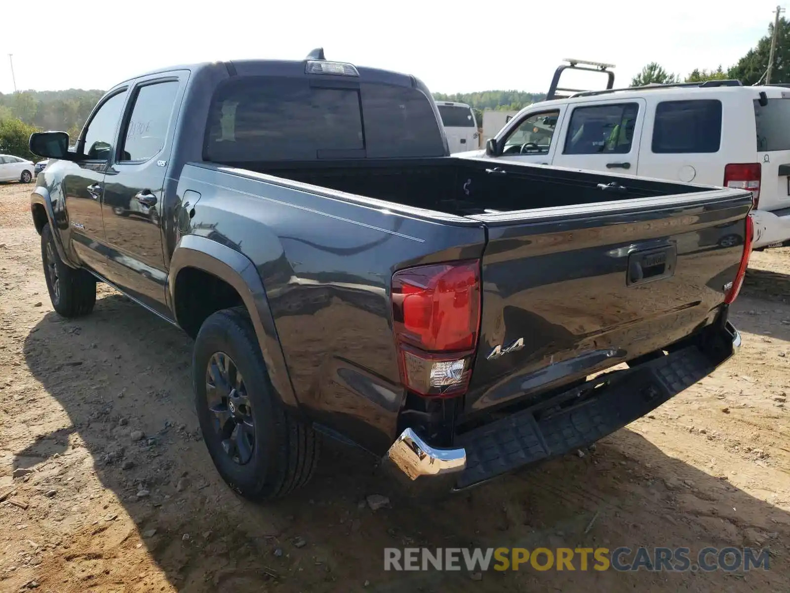 3 Photograph of a damaged car 3TMCZ5AN5LM298380 TOYOTA TACOMA 2020