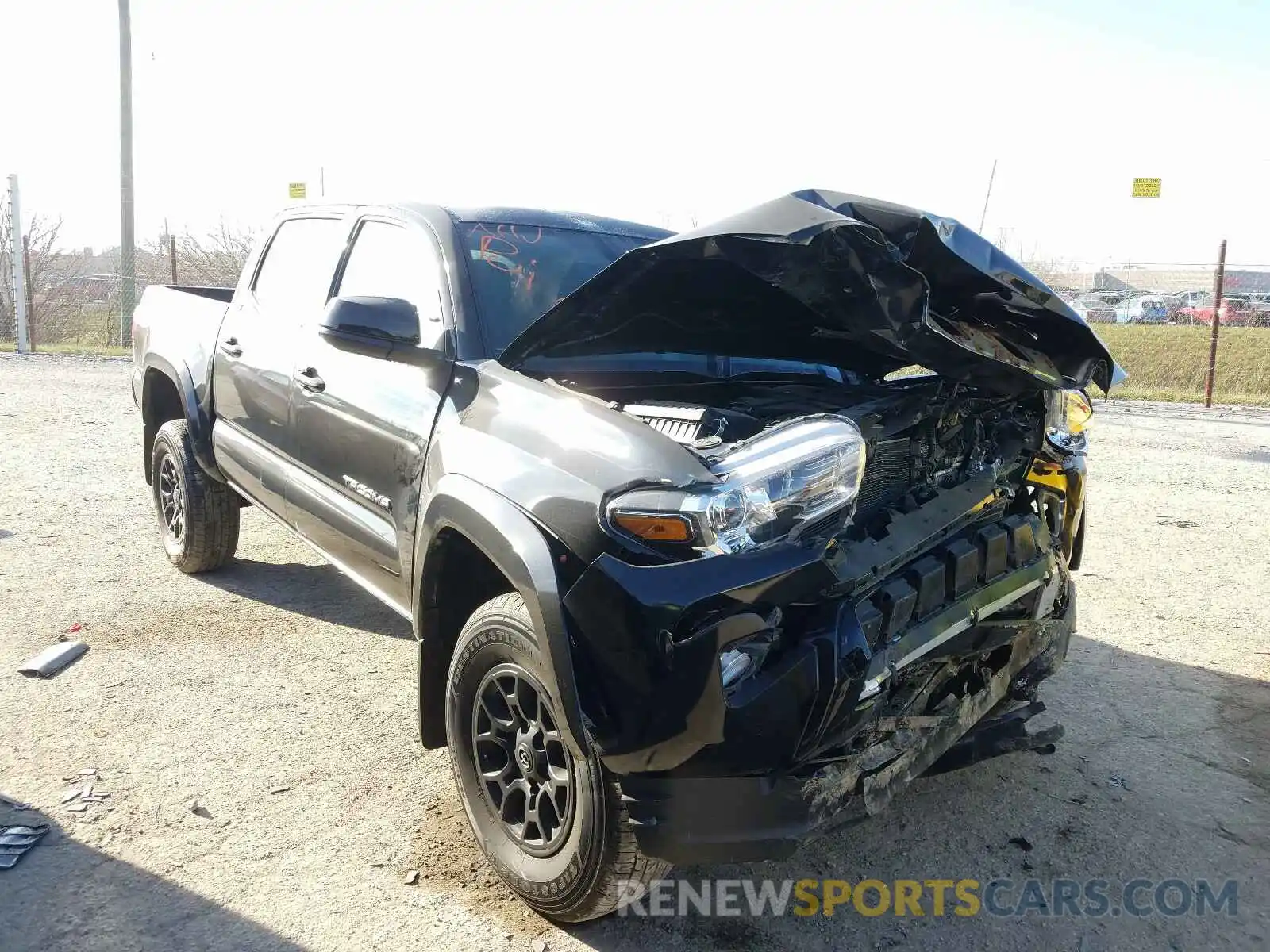 1 Photograph of a damaged car 3TMCZ5AN5LM298637 TOYOTA TACOMA 2020