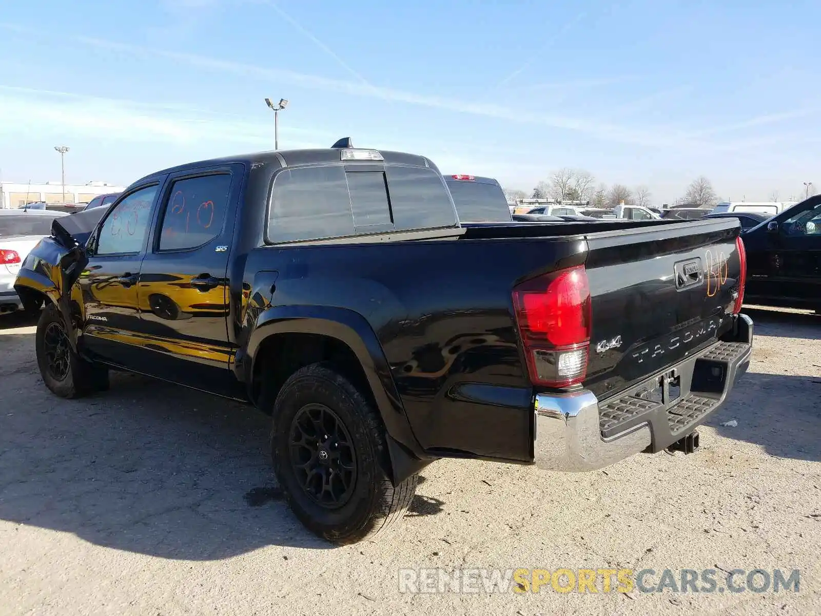 3 Photograph of a damaged car 3TMCZ5AN5LM298637 TOYOTA TACOMA 2020