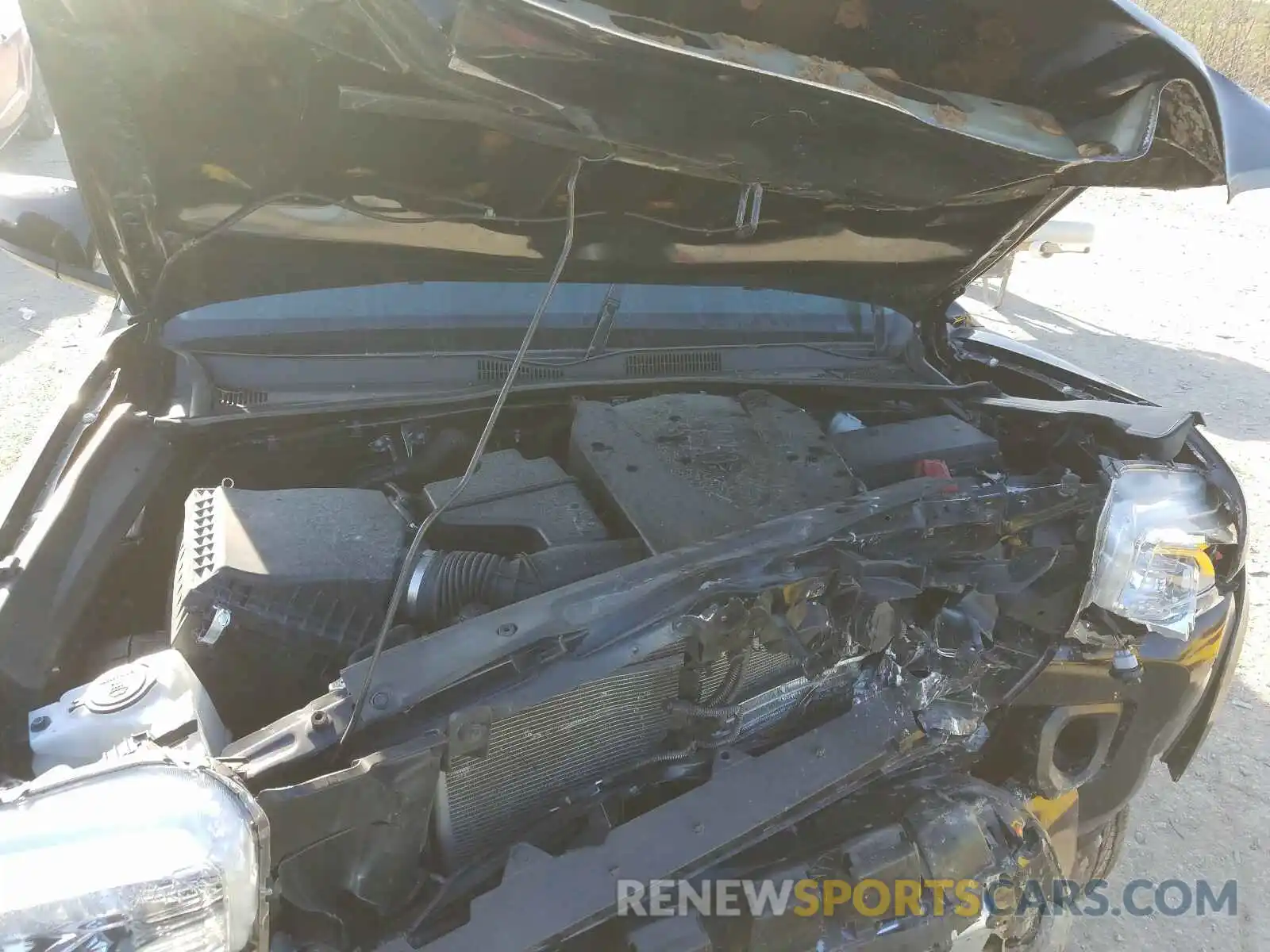 7 Photograph of a damaged car 3TMCZ5AN5LM298637 TOYOTA TACOMA 2020