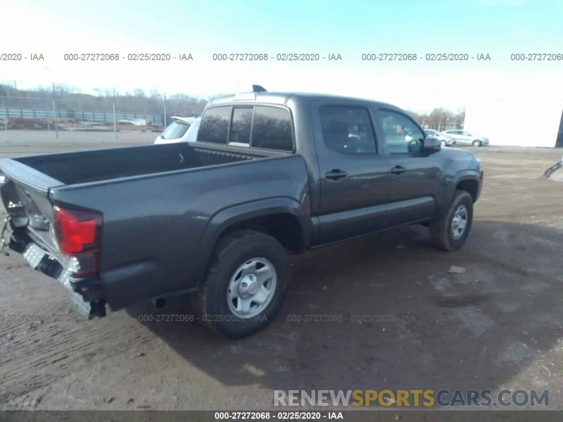 4 Photograph of a damaged car 3TMCZ5AN5LM308857 TOYOTA TACOMA 2020