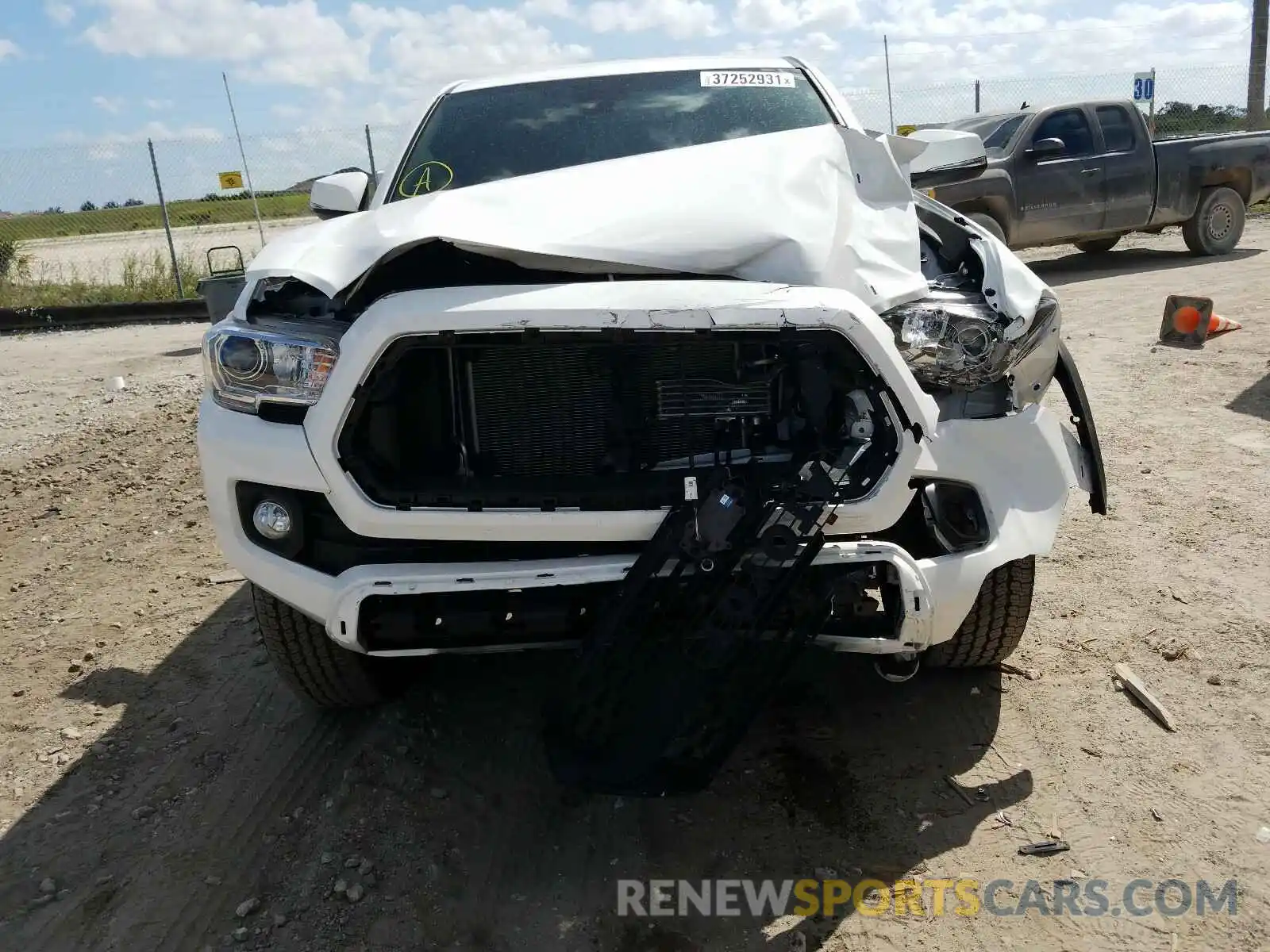 9 Photograph of a damaged car 3TMCZ5AN5LM311970 TOYOTA TACOMA 2020