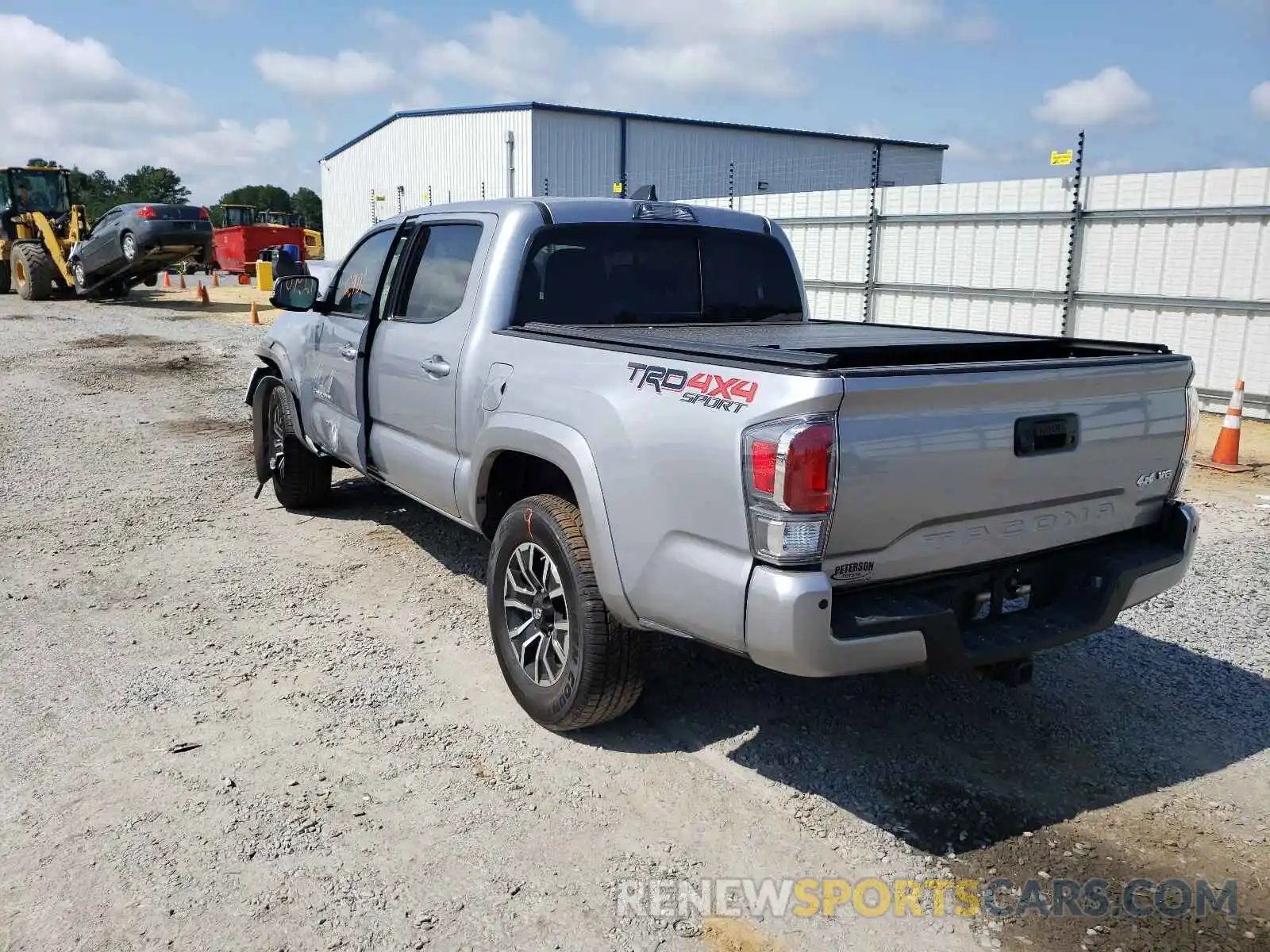 3 Photograph of a damaged car 3TMCZ5AN5LM312729 TOYOTA TACOMA 2020