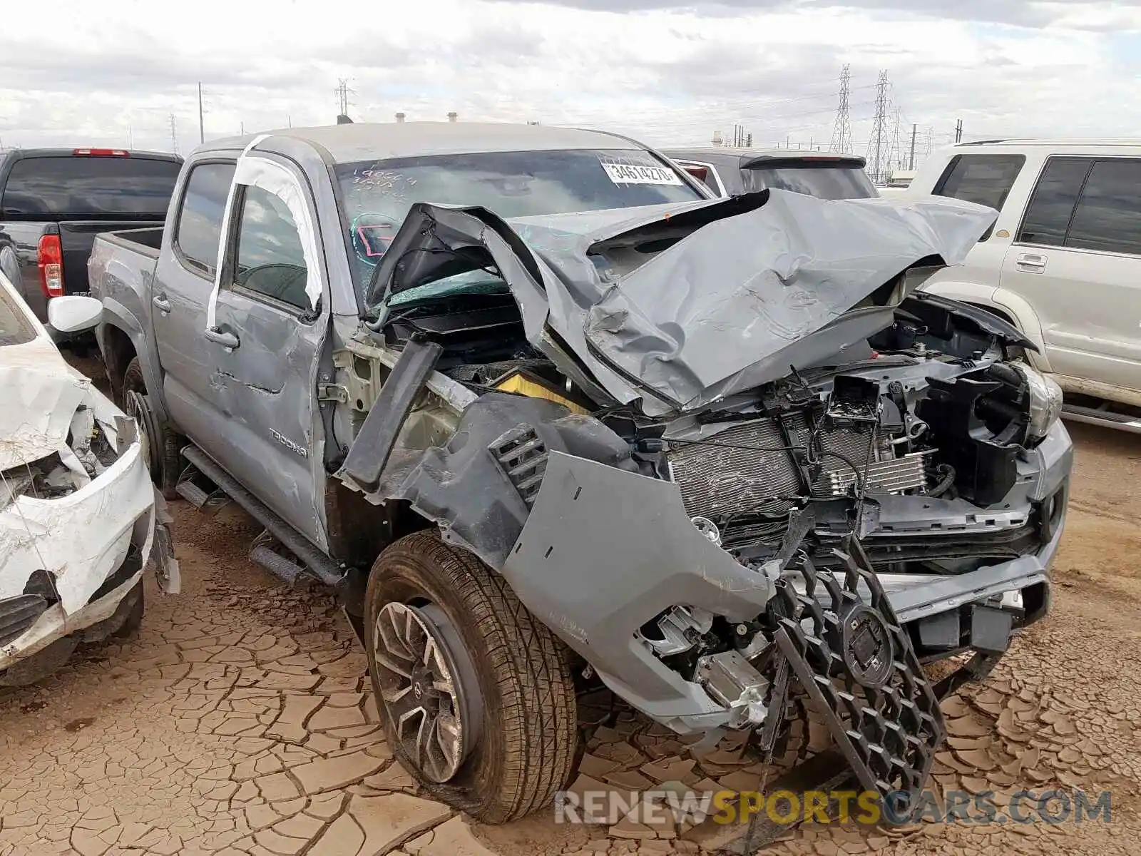 1 Photograph of a damaged car 3TMCZ5AN5LM320880 TOYOTA TACOMA 2020