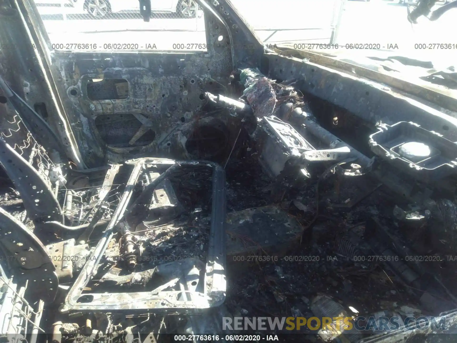 5 Photograph of a damaged car 3TMCZ5AN5LM321463 TOYOTA TACOMA 2020