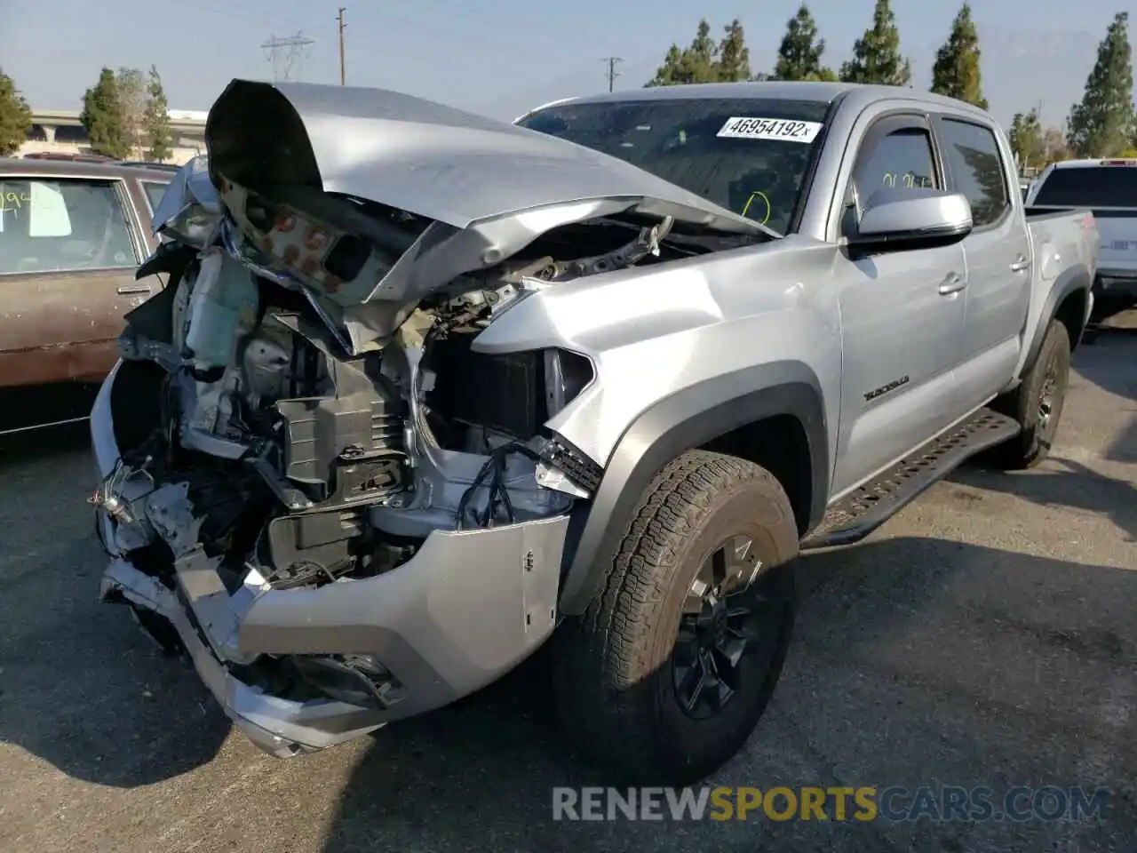 2 Photograph of a damaged car 3TMCZ5AN5LM323388 TOYOTA TACOMA 2020