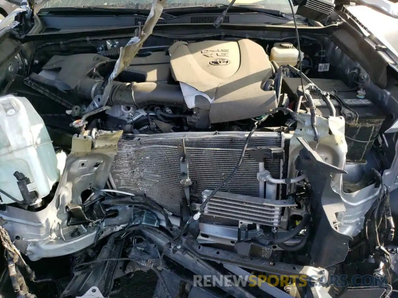 7 Photograph of a damaged car 3TMCZ5AN5LM323388 TOYOTA TACOMA 2020