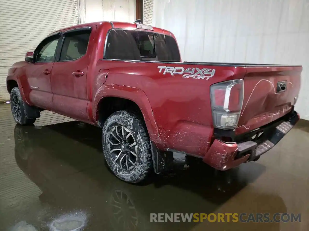 3 Photograph of a damaged car 3TMCZ5AN5LM324475 TOYOTA TACOMA 2020