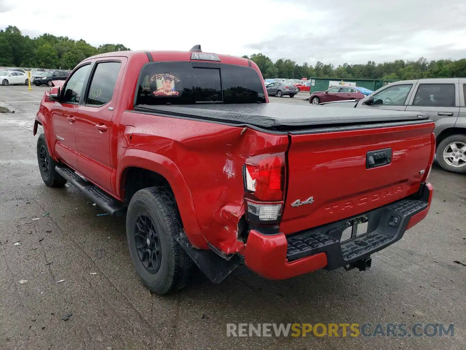 3 Photograph of a damaged car 3TMCZ5AN5LM325142 TOYOTA TACOMA 2020