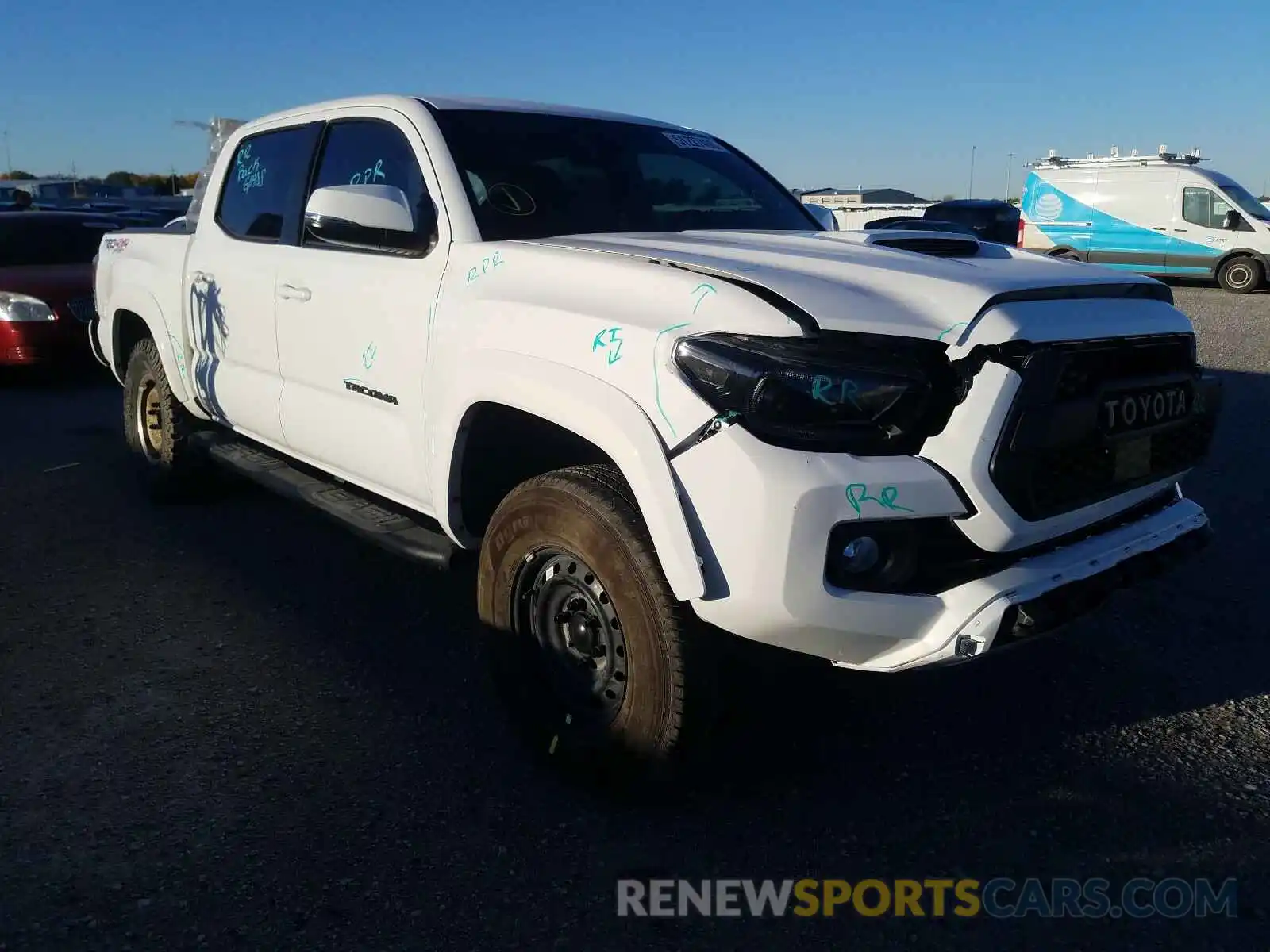 1 Photograph of a damaged car 3TMCZ5AN5LM327828 TOYOTA TACOMA 2020