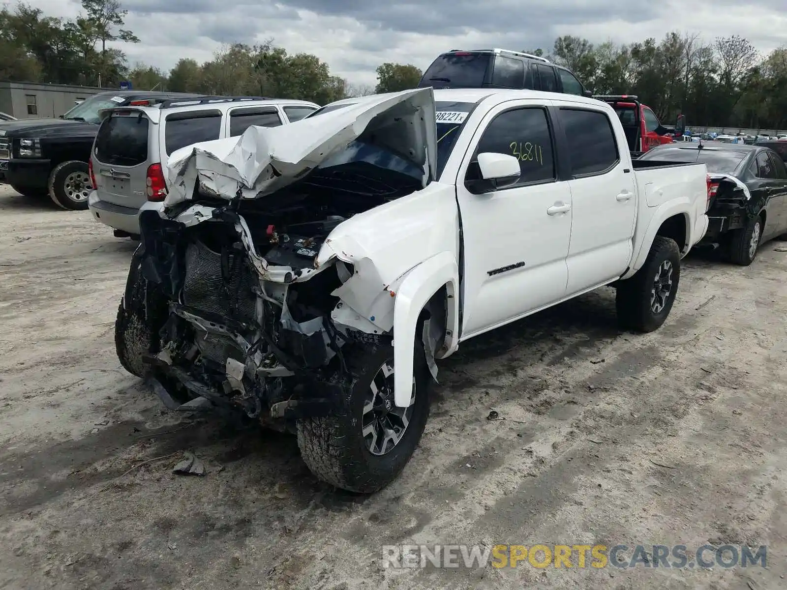 2 Photograph of a damaged car 3TMCZ5AN5LM329353 TOYOTA TACOMA 2020