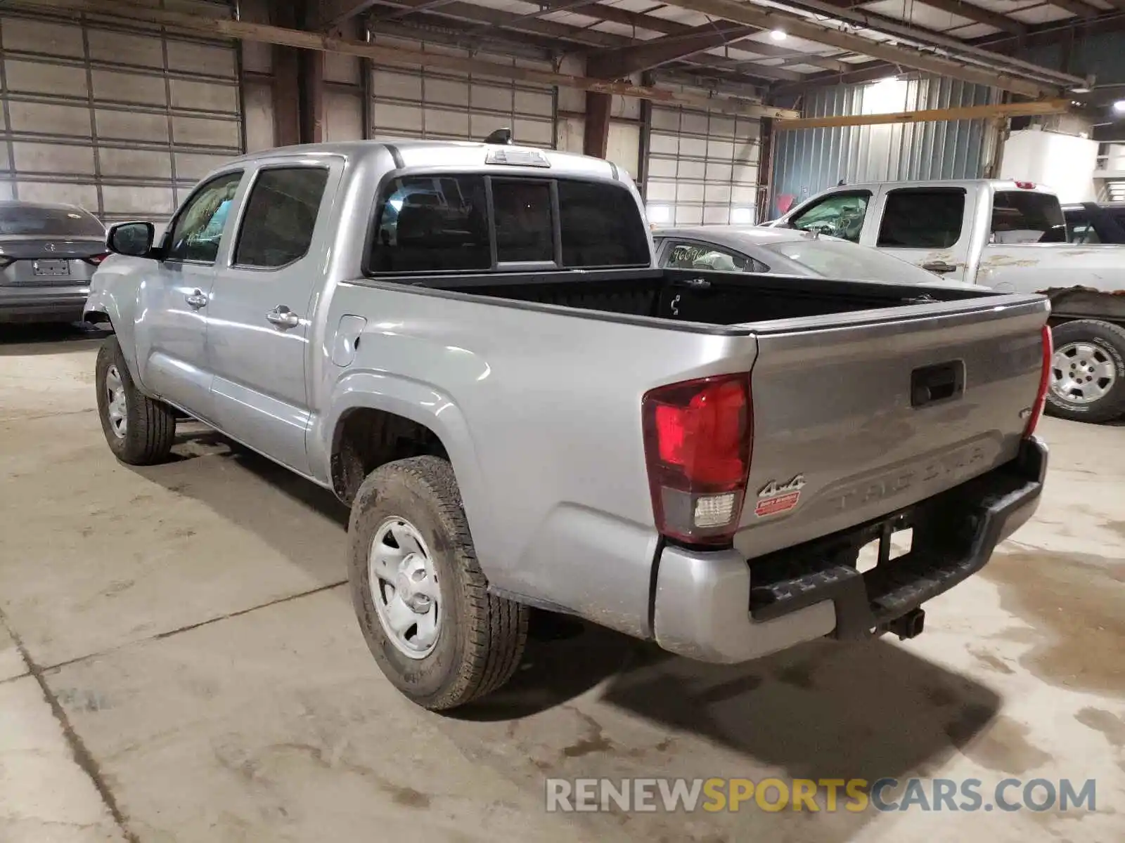 3 Photograph of a damaged car 3TMCZ5AN5LM344872 TOYOTA TACOMA 2020