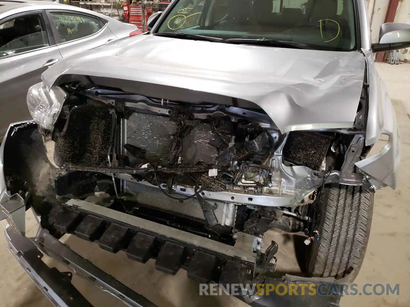 9 Photograph of a damaged car 3TMCZ5AN5LM344872 TOYOTA TACOMA 2020