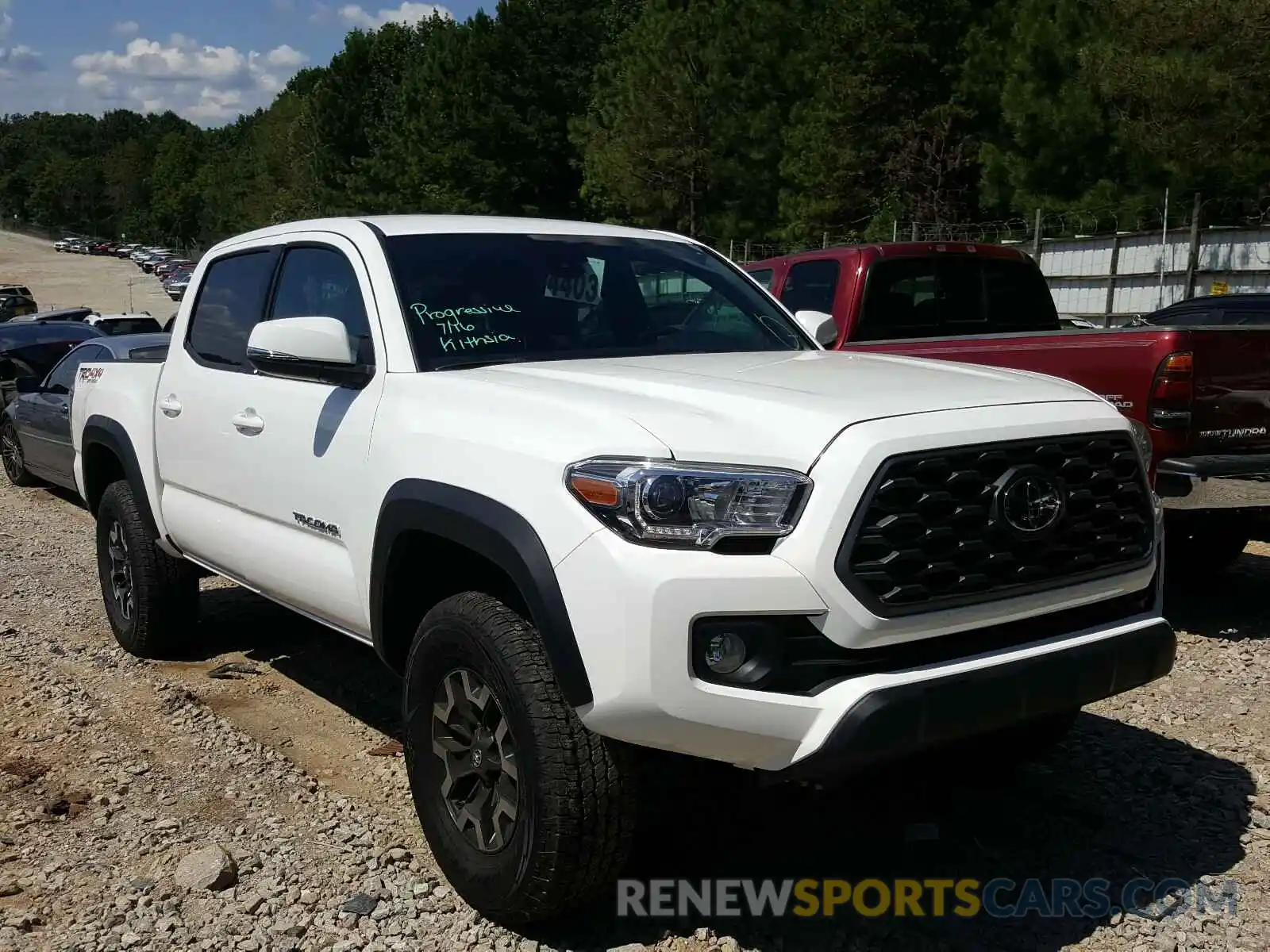 1 Photograph of a damaged car 3TMCZ5AN5LM348145 TOYOTA TACOMA 2020