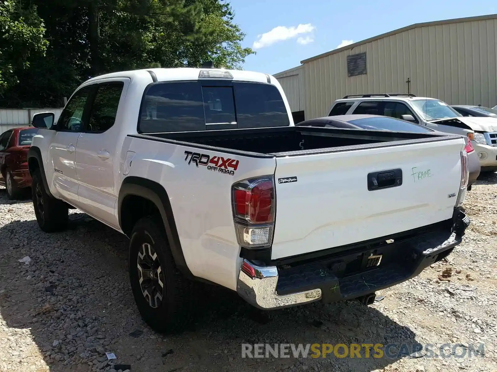 3 Photograph of a damaged car 3TMCZ5AN5LM348145 TOYOTA TACOMA 2020