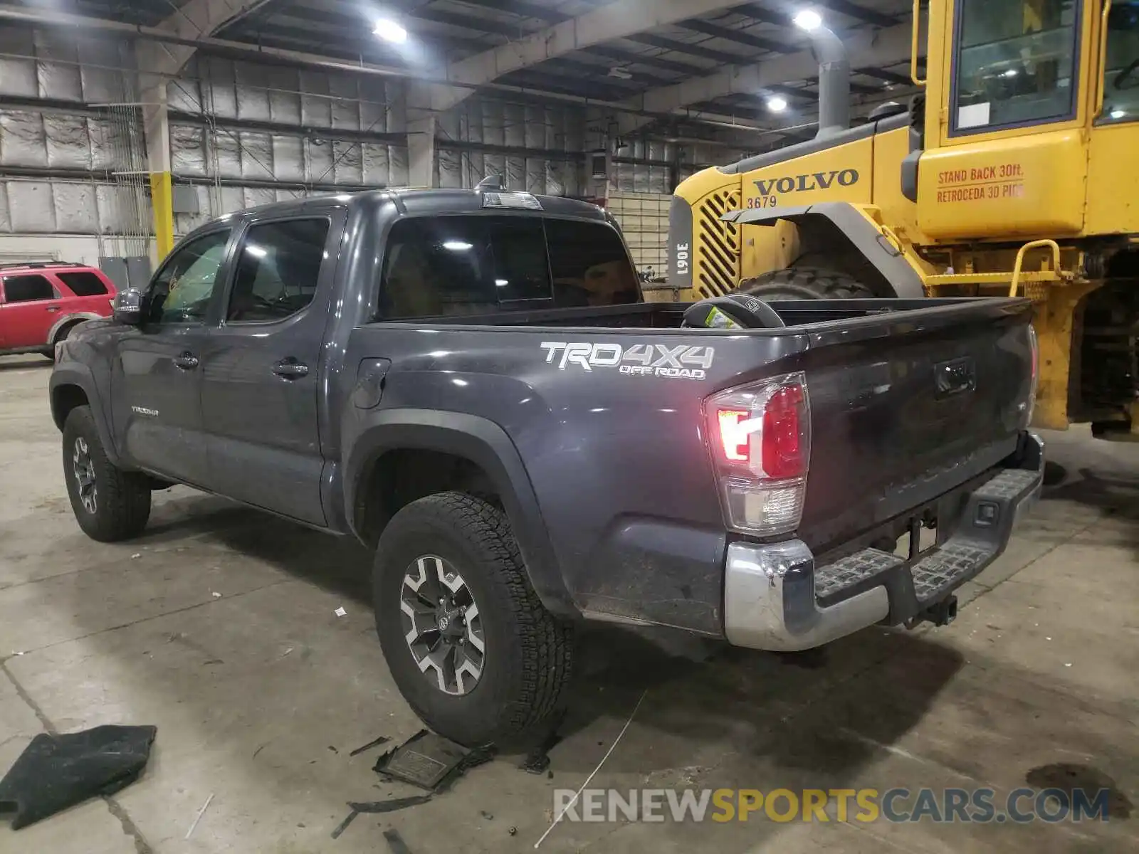 3 Photograph of a damaged car 3TMCZ5AN5LM348985 TOYOTA TACOMA 2020