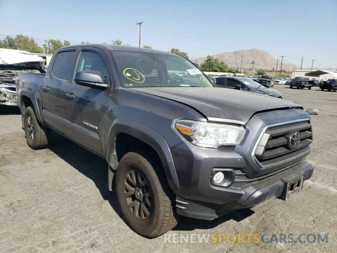 1 Photograph of a damaged car 3TMCZ5AN5LM355340 TOYOTA TACOMA 2020