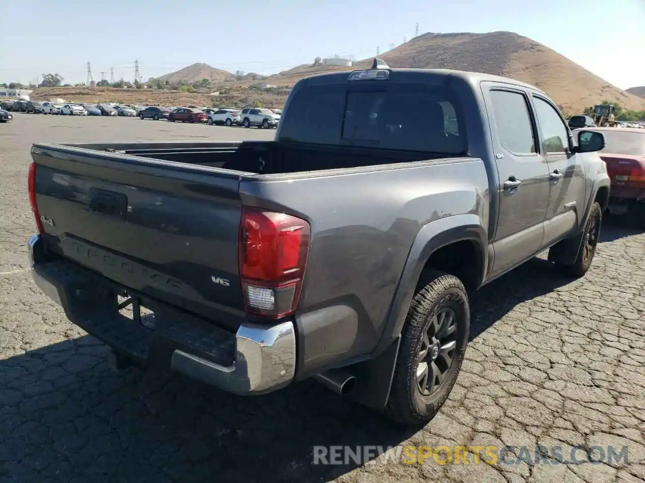 4 Photograph of a damaged car 3TMCZ5AN5LM355340 TOYOTA TACOMA 2020