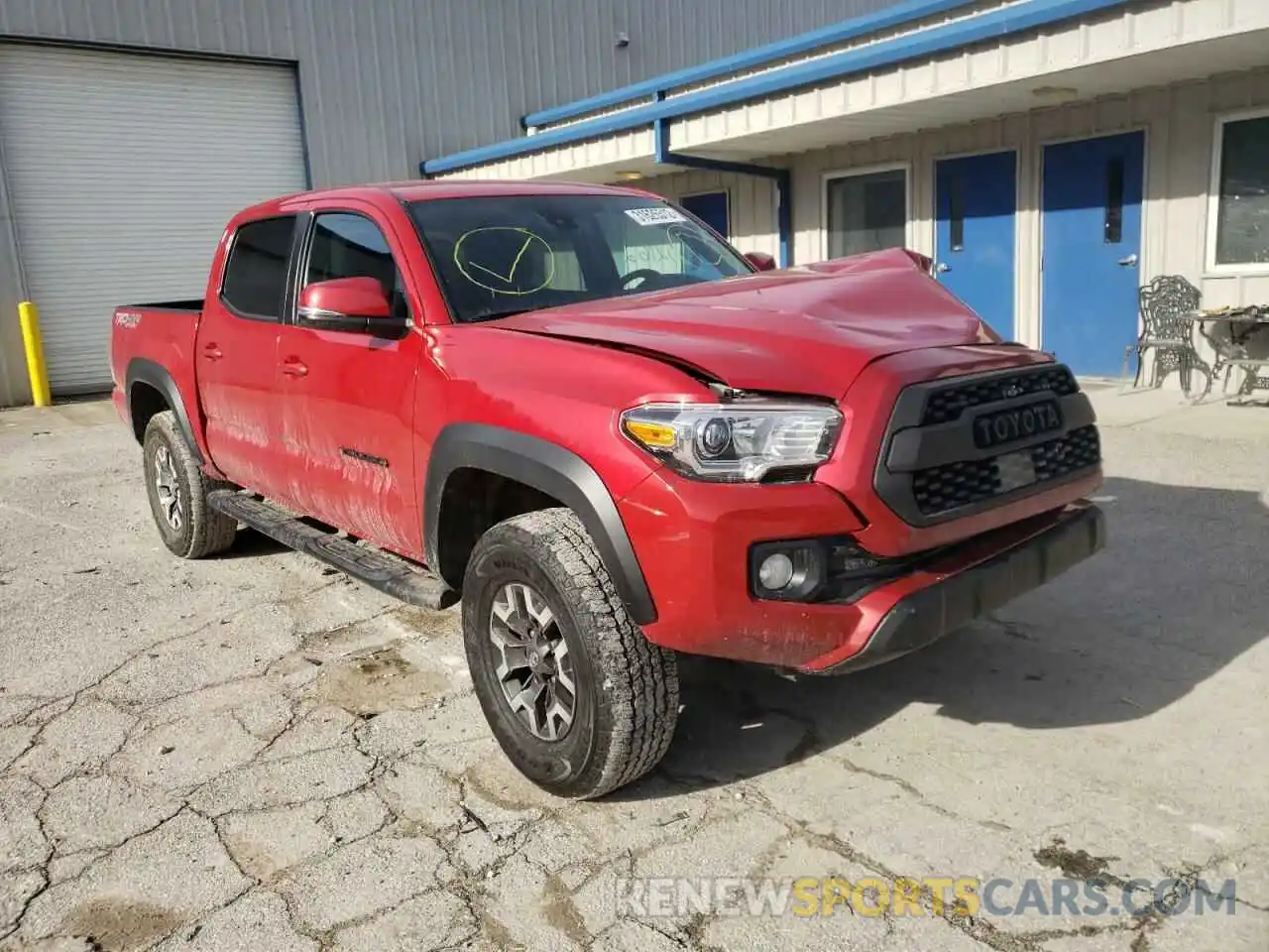 1 Photograph of a damaged car 3TMCZ5AN5LM359534 TOYOTA TACOMA 2020