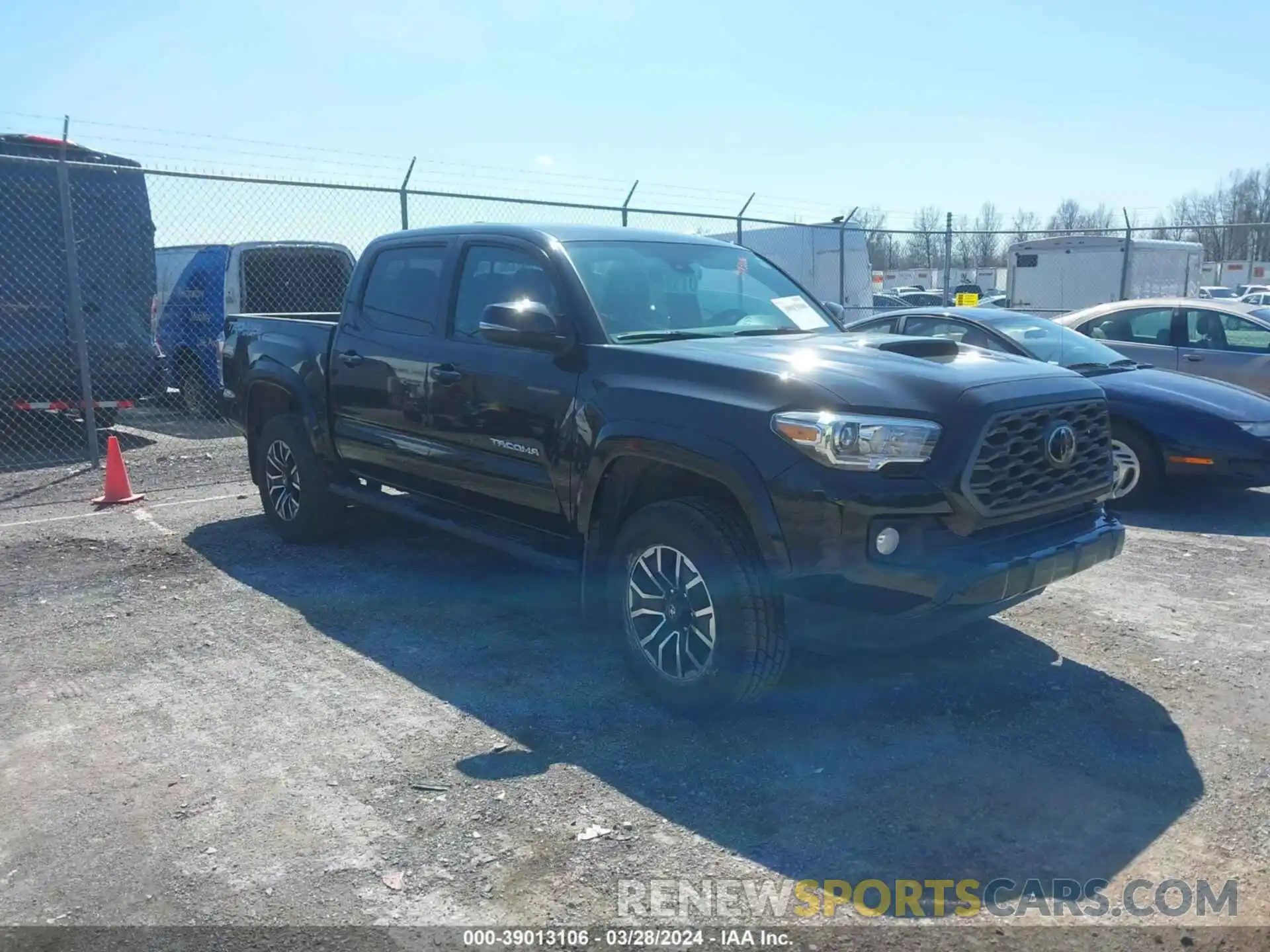 1 Photograph of a damaged car 3TMCZ5AN5LM360828 TOYOTA TACOMA 2020