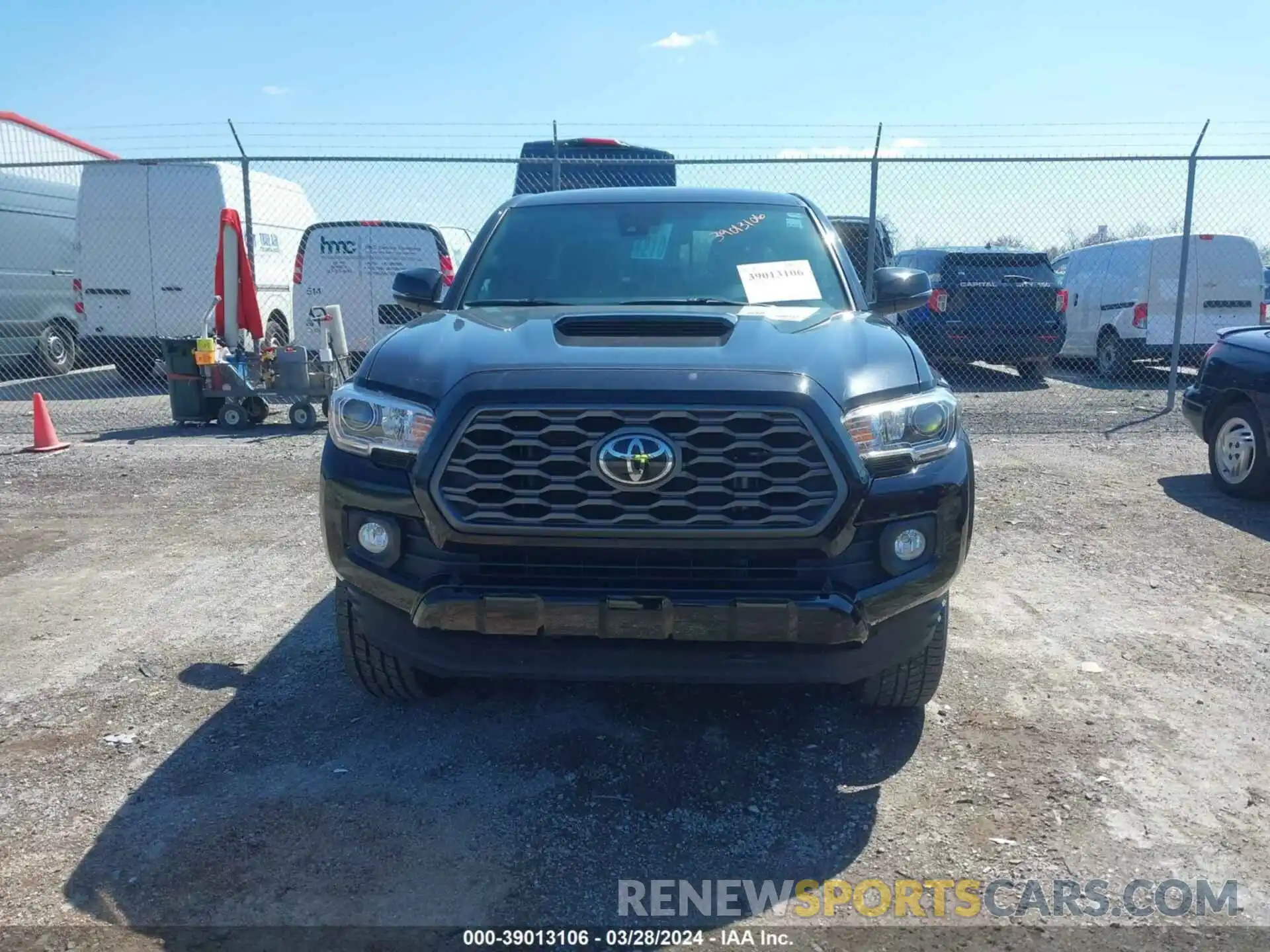 12 Photograph of a damaged car 3TMCZ5AN5LM360828 TOYOTA TACOMA 2020