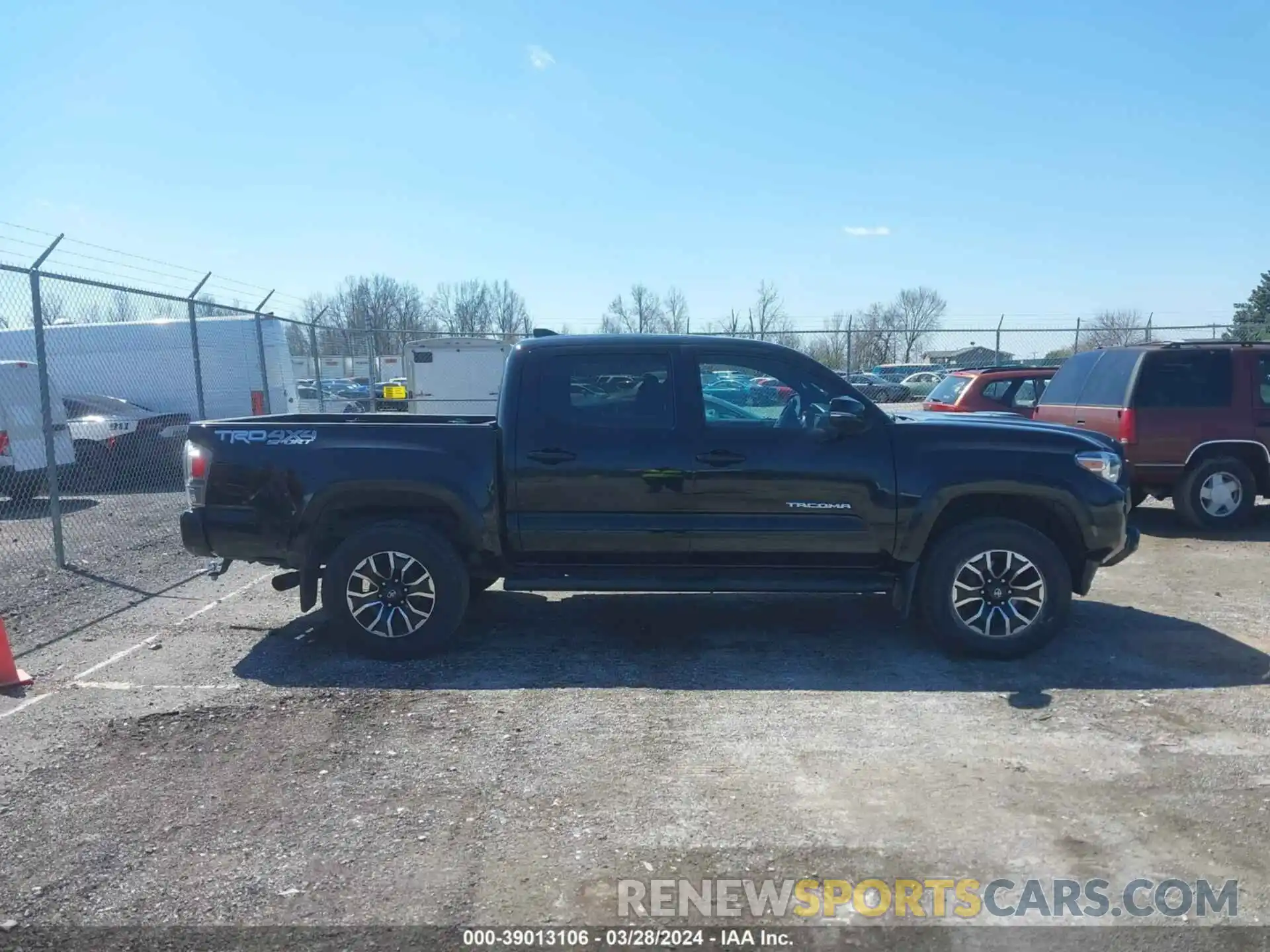 13 Photograph of a damaged car 3TMCZ5AN5LM360828 TOYOTA TACOMA 2020