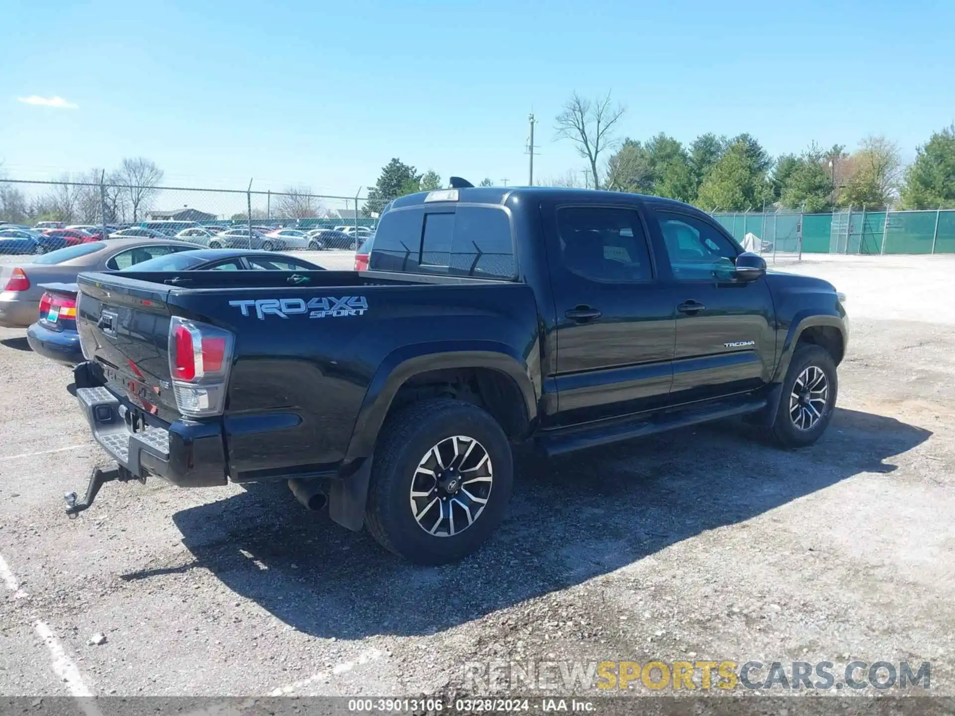 4 Photograph of a damaged car 3TMCZ5AN5LM360828 TOYOTA TACOMA 2020