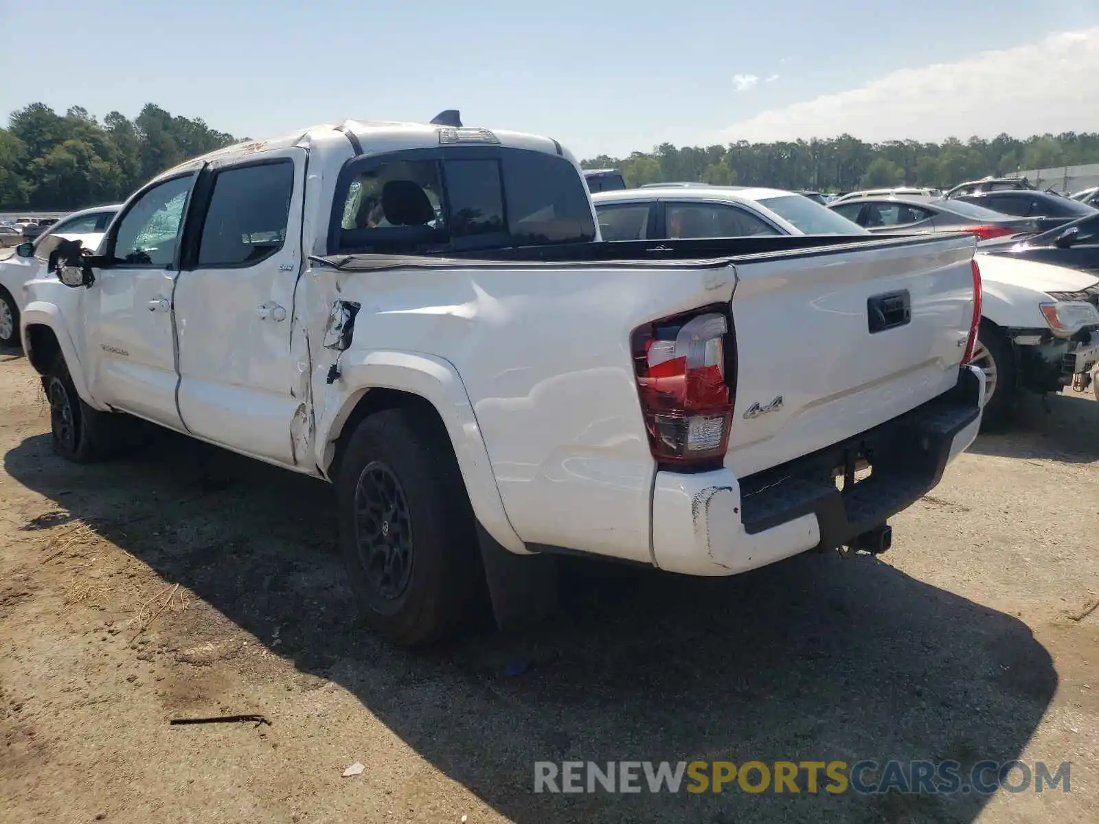 3 Photograph of a damaged car 3TMCZ5AN5LM365656 TOYOTA TACOMA 2020