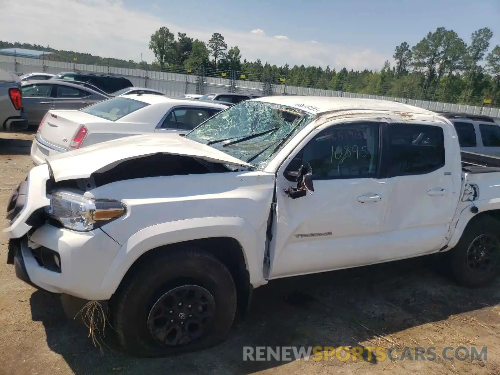 9 Photograph of a damaged car 3TMCZ5AN5LM365656 TOYOTA TACOMA 2020