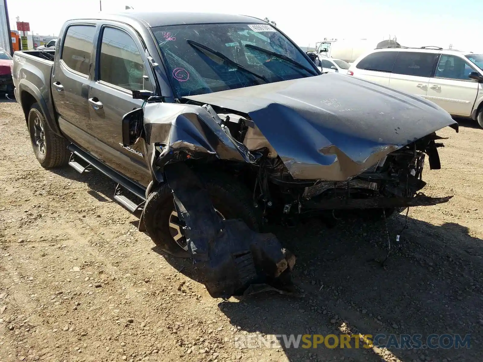 1 Photograph of a damaged car 3TMCZ5AN5LM366810 TOYOTA TACOMA 2020