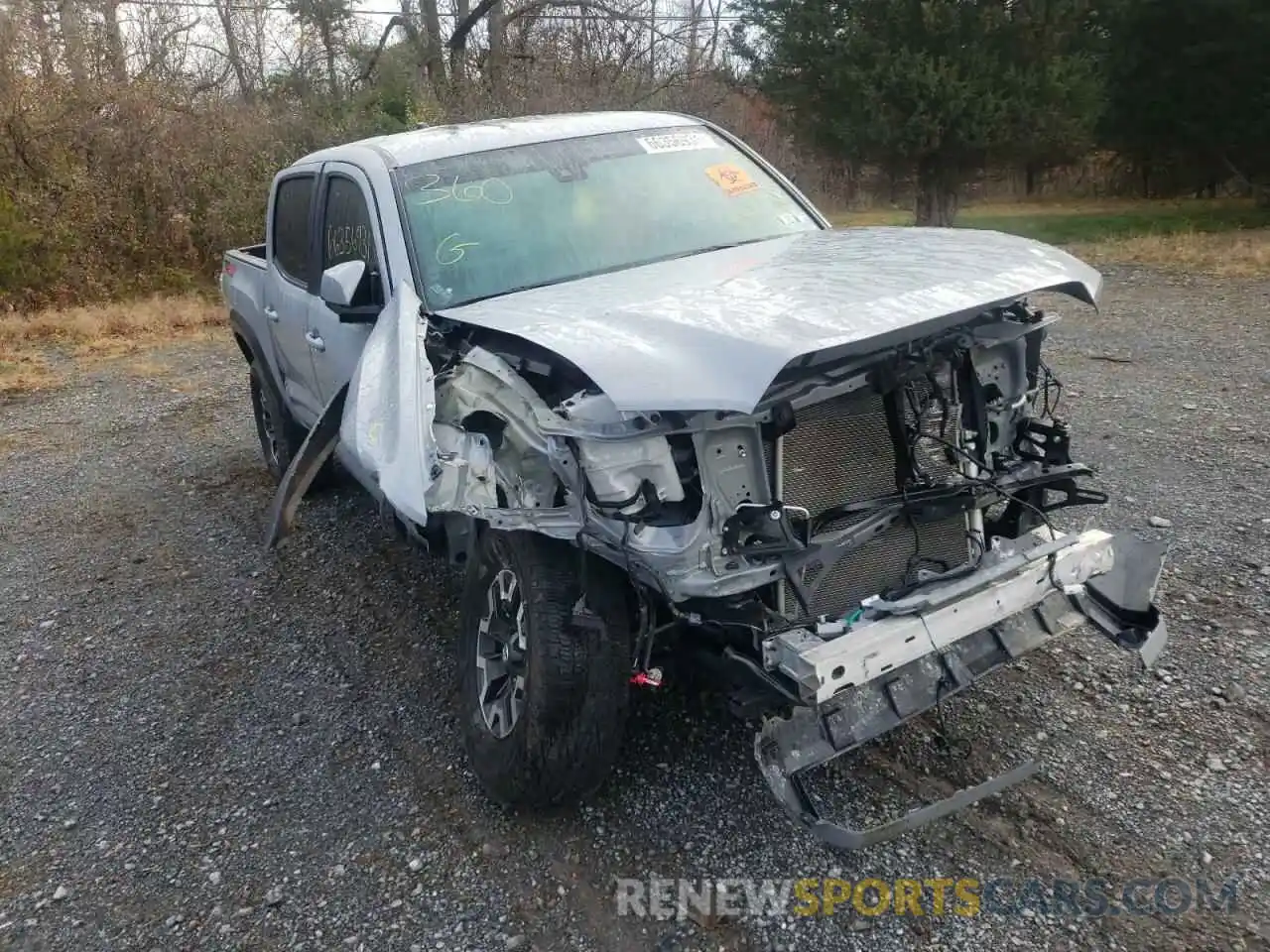 1 Photograph of a damaged car 3TMCZ5AN5LM367102 TOYOTA TACOMA 2020