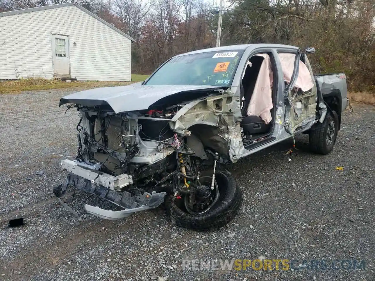 2 Photograph of a damaged car 3TMCZ5AN5LM367102 TOYOTA TACOMA 2020