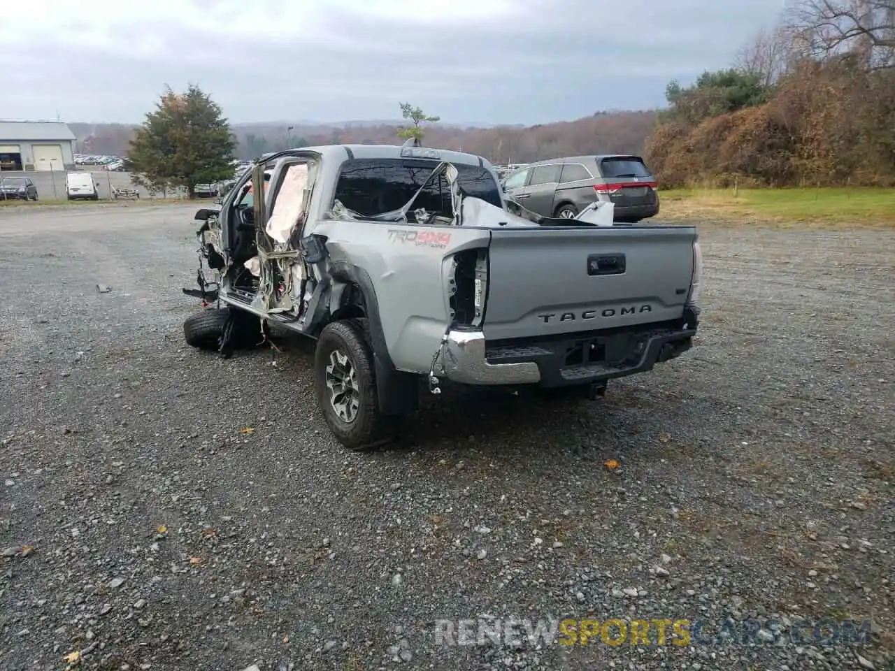 3 Photograph of a damaged car 3TMCZ5AN5LM367102 TOYOTA TACOMA 2020