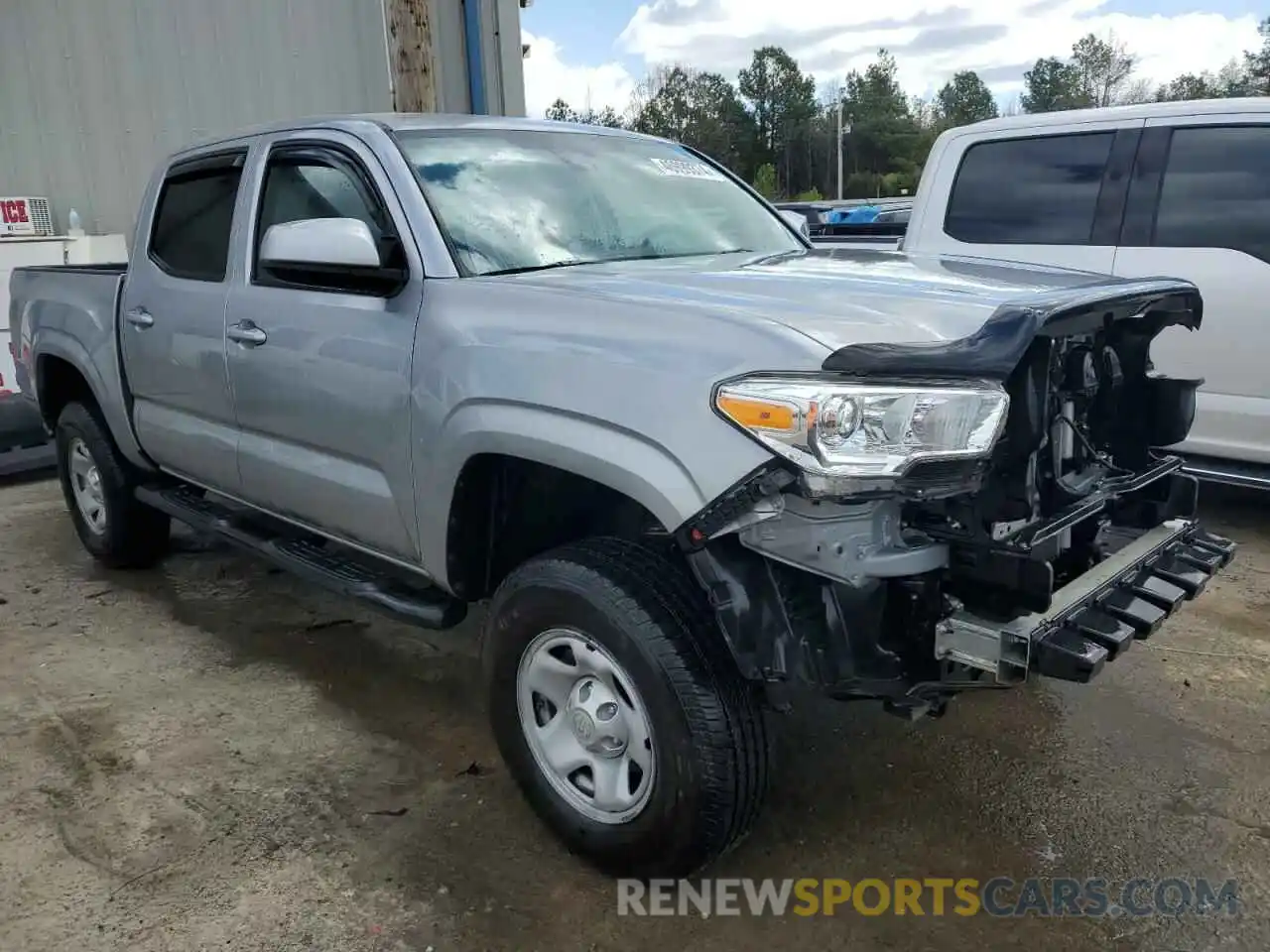 4 Photograph of a damaged car 3TMCZ5AN5LM368377 TOYOTA TACOMA 2020