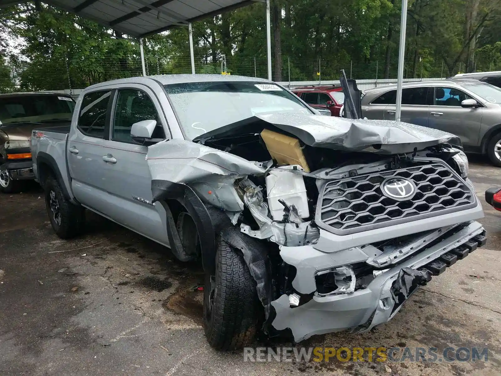 1 Photograph of a damaged car 3TMCZ5AN6LM288411 TOYOTA TACOMA 2020