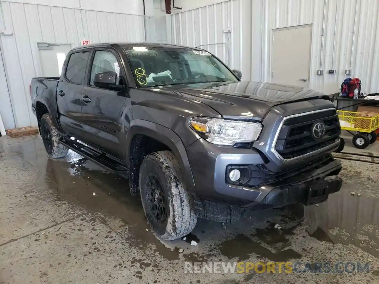 1 Photograph of a damaged car 3TMCZ5AN6LM291549 TOYOTA TACOMA 2020