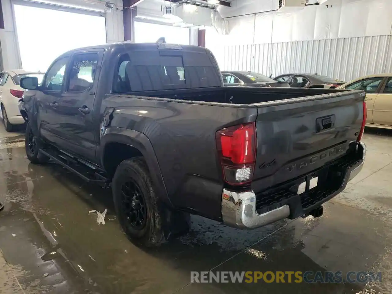 3 Photograph of a damaged car 3TMCZ5AN6LM291549 TOYOTA TACOMA 2020