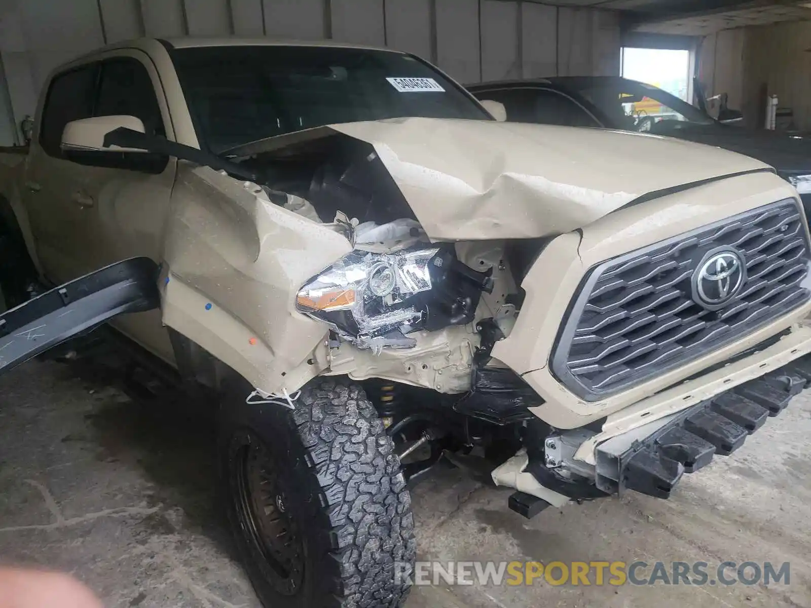 9 Photograph of a damaged car 3TMCZ5AN6LM294466 TOYOTA TACOMA 2020