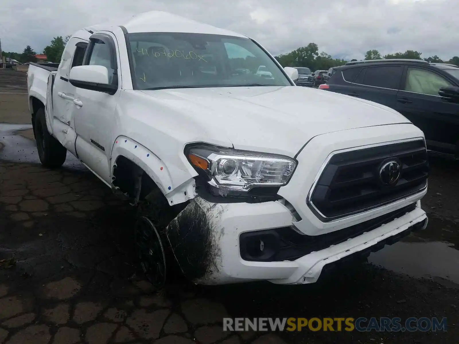 1 Photograph of a damaged car 3TMCZ5AN6LM295035 TOYOTA TACOMA 2020