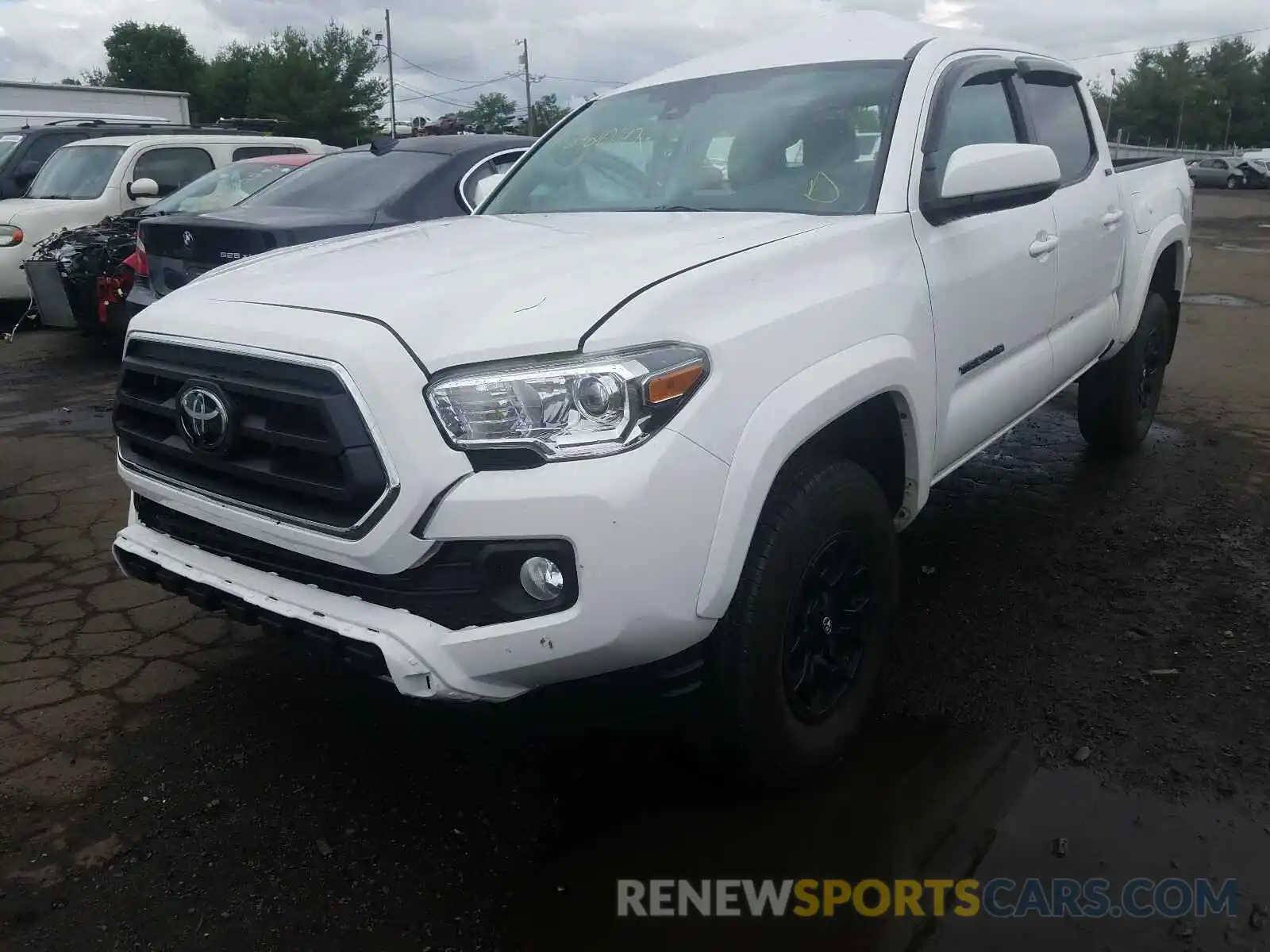 2 Photograph of a damaged car 3TMCZ5AN6LM295035 TOYOTA TACOMA 2020