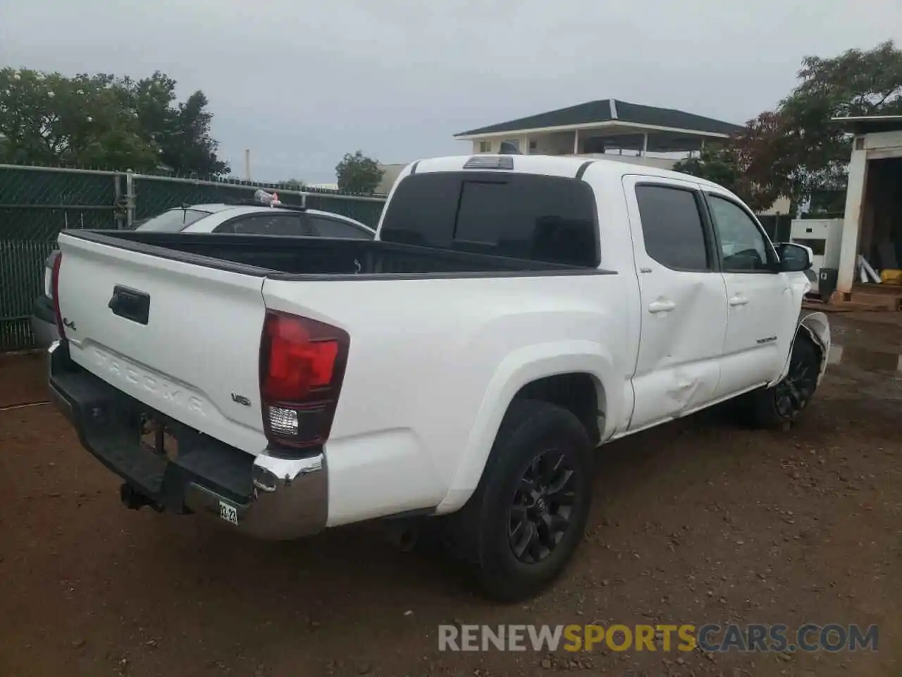 4 Photograph of a damaged car 3TMCZ5AN6LM297867 TOYOTA TACOMA 2020