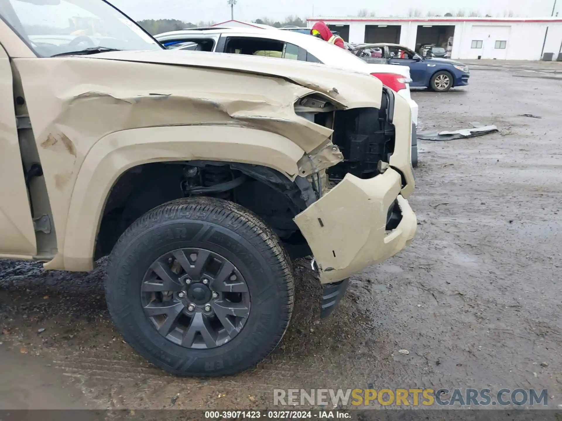 17 Photograph of a damaged car 3TMCZ5AN6LM300072 TOYOTA TACOMA 2020