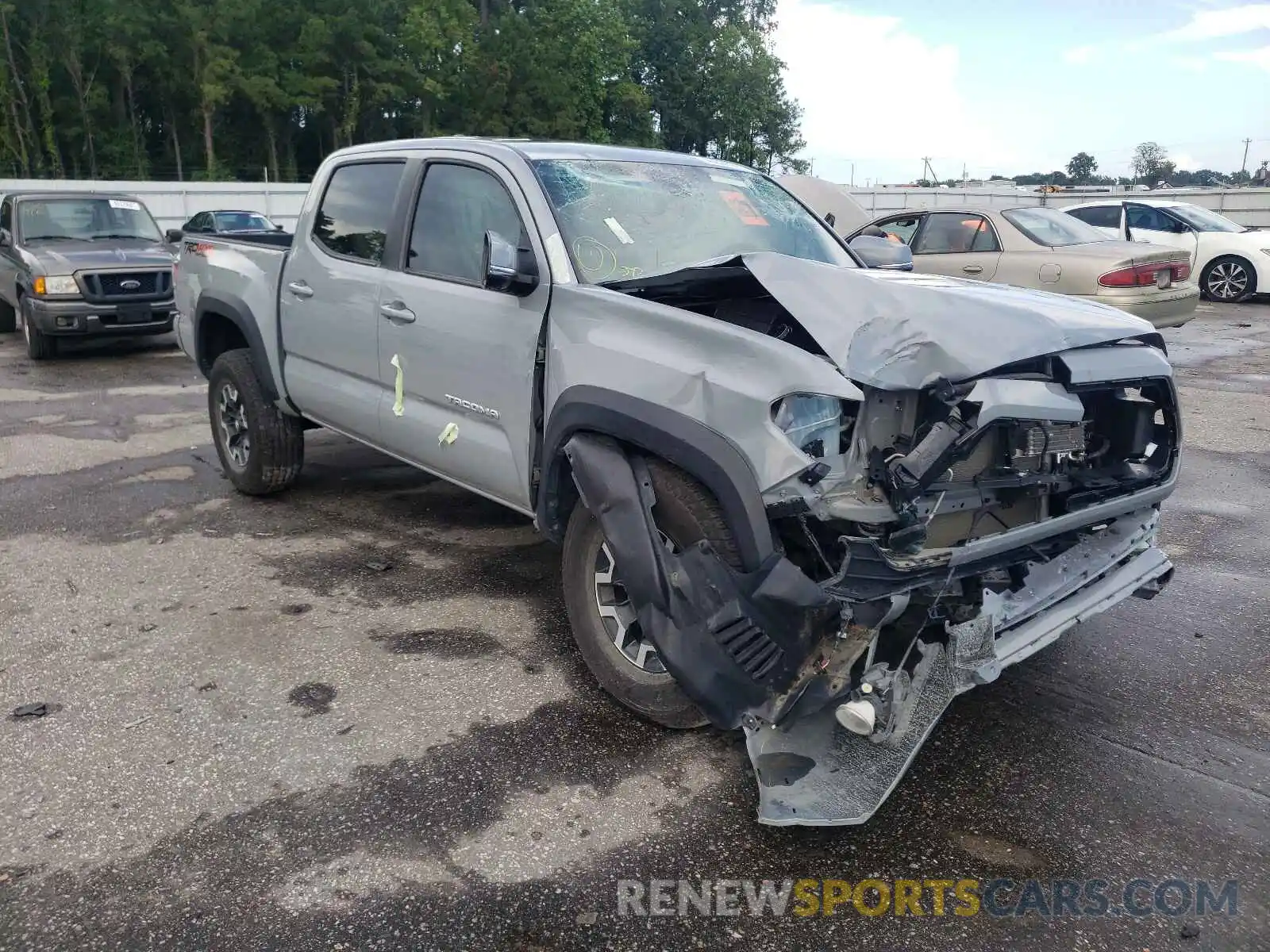 1 Photograph of a damaged car 3TMCZ5AN6LM310634 TOYOTA TACOMA 2020